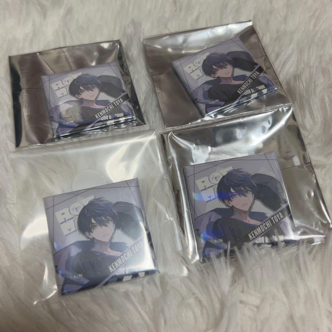 【おまけあり】ろふまお ランダム スクエア 缶バッジ ×4