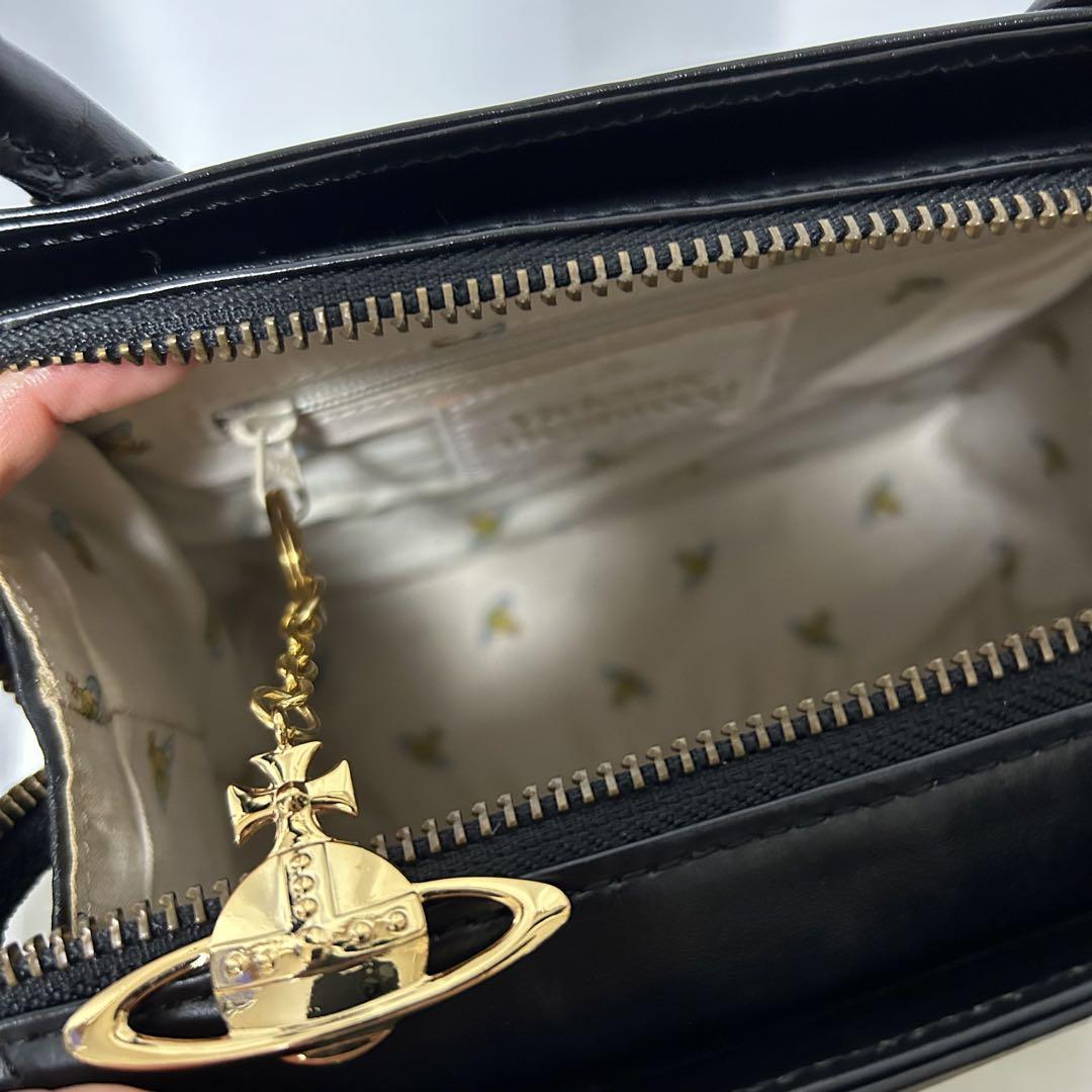 希少 Vivienne Westwood ハンドバッグ プレーン オーブ 黒
