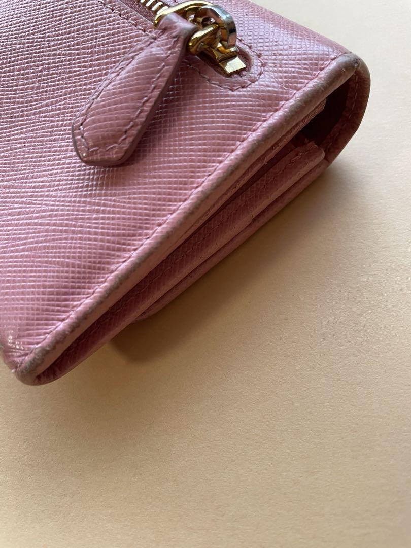 PRADA ピンク　長財布