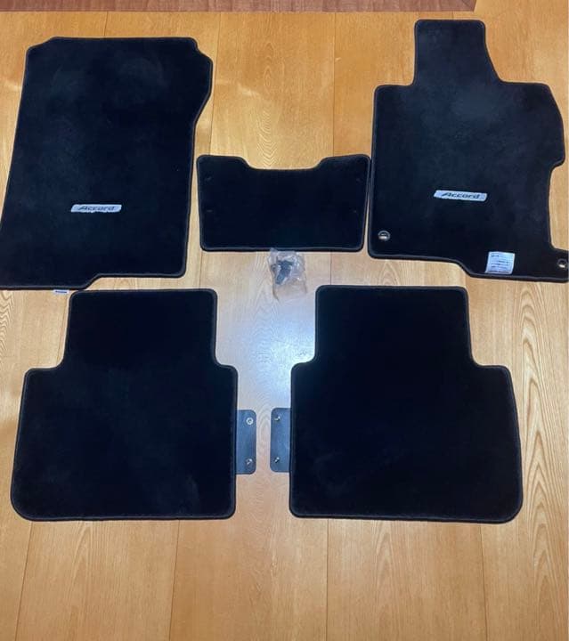 完成品 アコード ハイブリッド 未使用フロアマット 車内アクセサリー