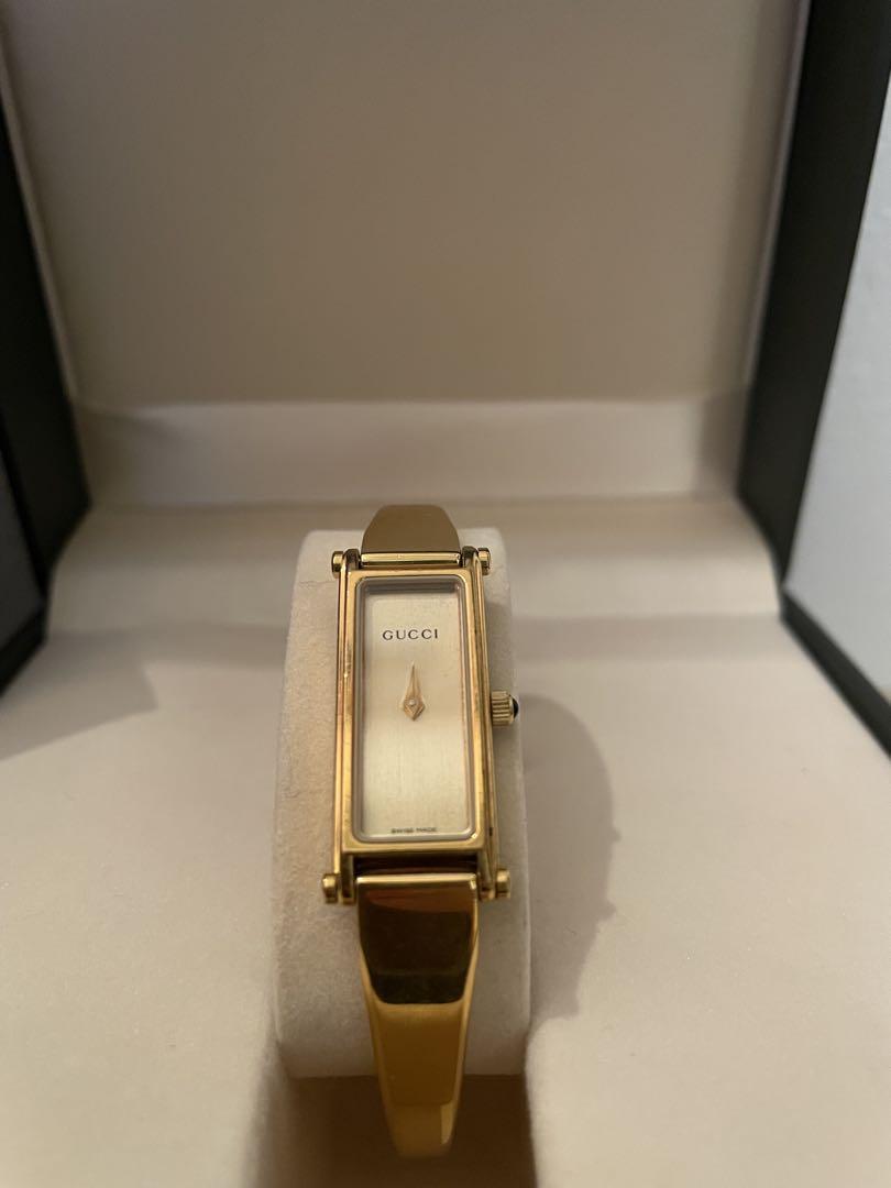 GUCCI ゴールド レディース腕時計グッチ 1500 クォーツ
