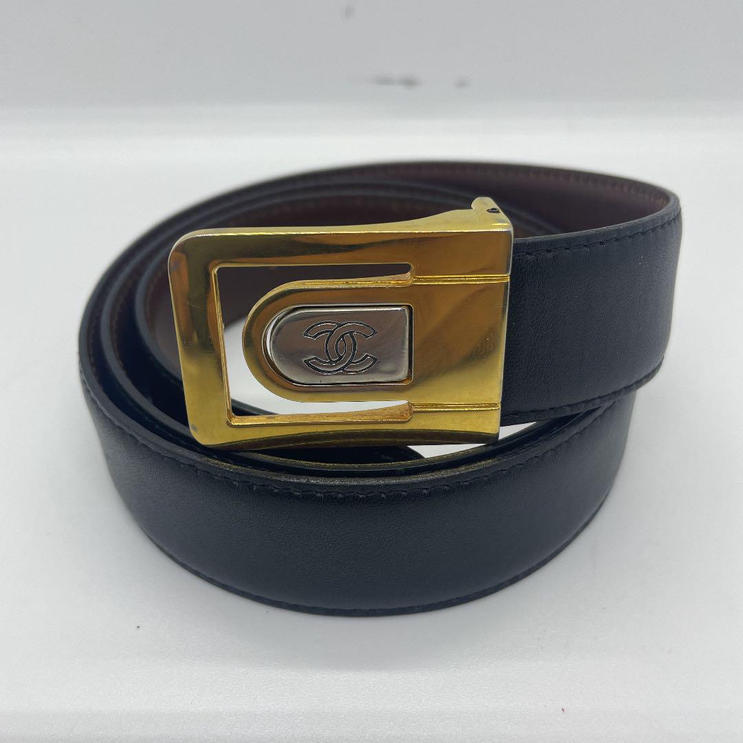 最大80%オフ! CHANEL 状態B ロゴ ココマーク バックル 黒 本革 レザーベルト - ベルト - labelians.fr 最大80%オフ! CHANEL 状態B ロゴ ココマーク バックル 黒 本革 レザーベルト - ベルト - labelians.fr