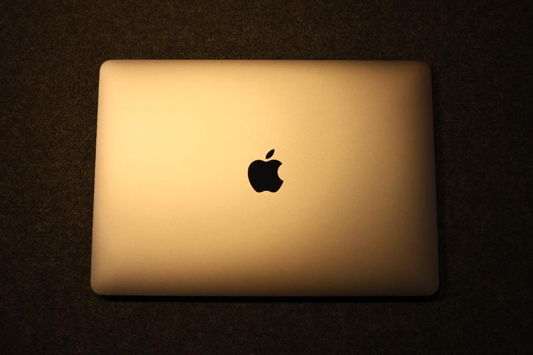 M1 MacBookAir （メモリ8GB・SSD256GB）