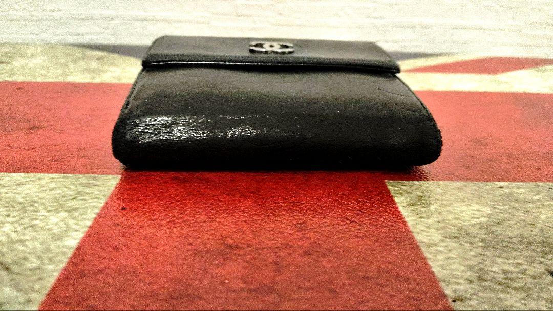 値下げ！！希少色！CHANEL　カメリア コンパクト ラムスキン 2つ折り財布