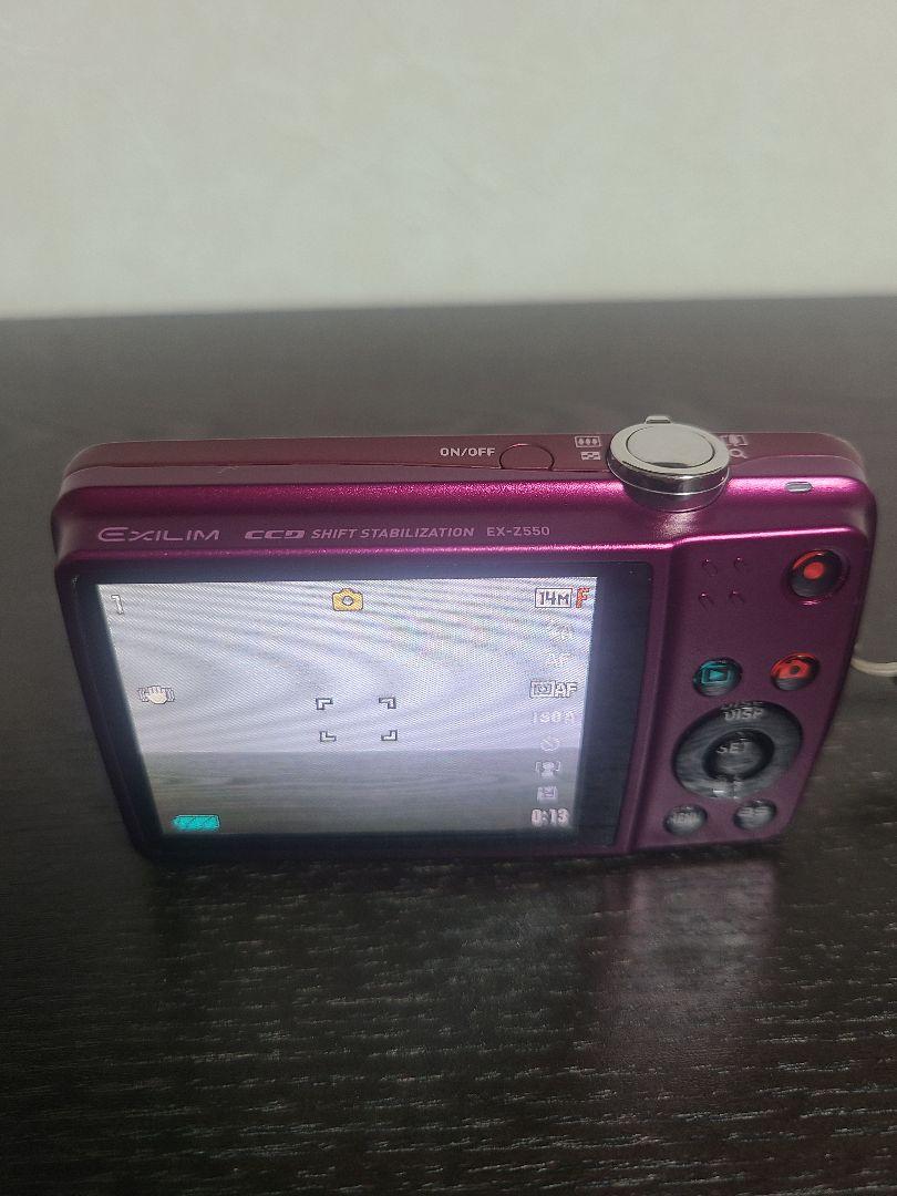 CASIO EXILIM メガピクセル コンパクトデジタルカメラ　EX-Z550