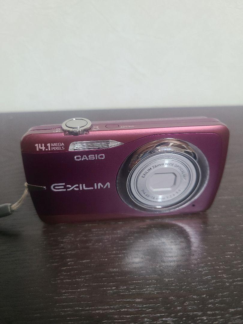 CASIO EXILIM メガピクセル コンパクトデジタルカメラ　EX-Z550
