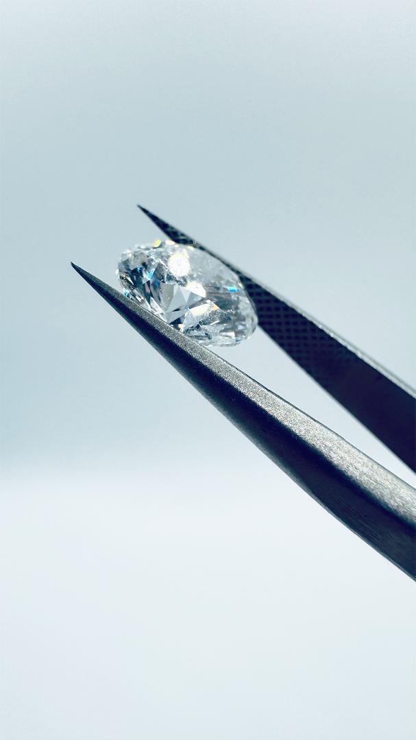 【新品】ラボグロウンダイヤモンド 0.6ct D VVS2 鑑定書付き