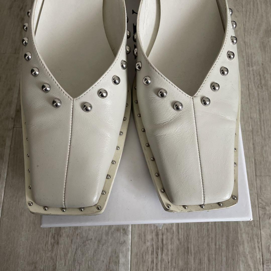 AMERI スタッズウッドバブーシュ Ameri（アメリ）の「STUDS WOOD HEEL BABOOSH（パンプス）」 - WEAR