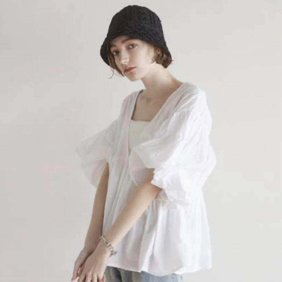 ② 新品未使用 searoomlynn 2way コットンキャンブリックブラウス searoomlynn 2way コットンキャンブリックブラウス - メルカリ