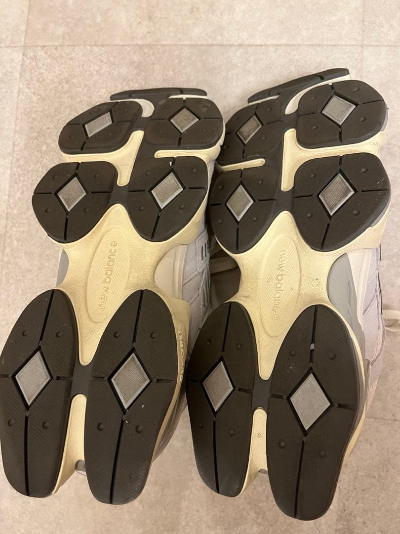 【美品】New Balance 9060 グレー スニーカー