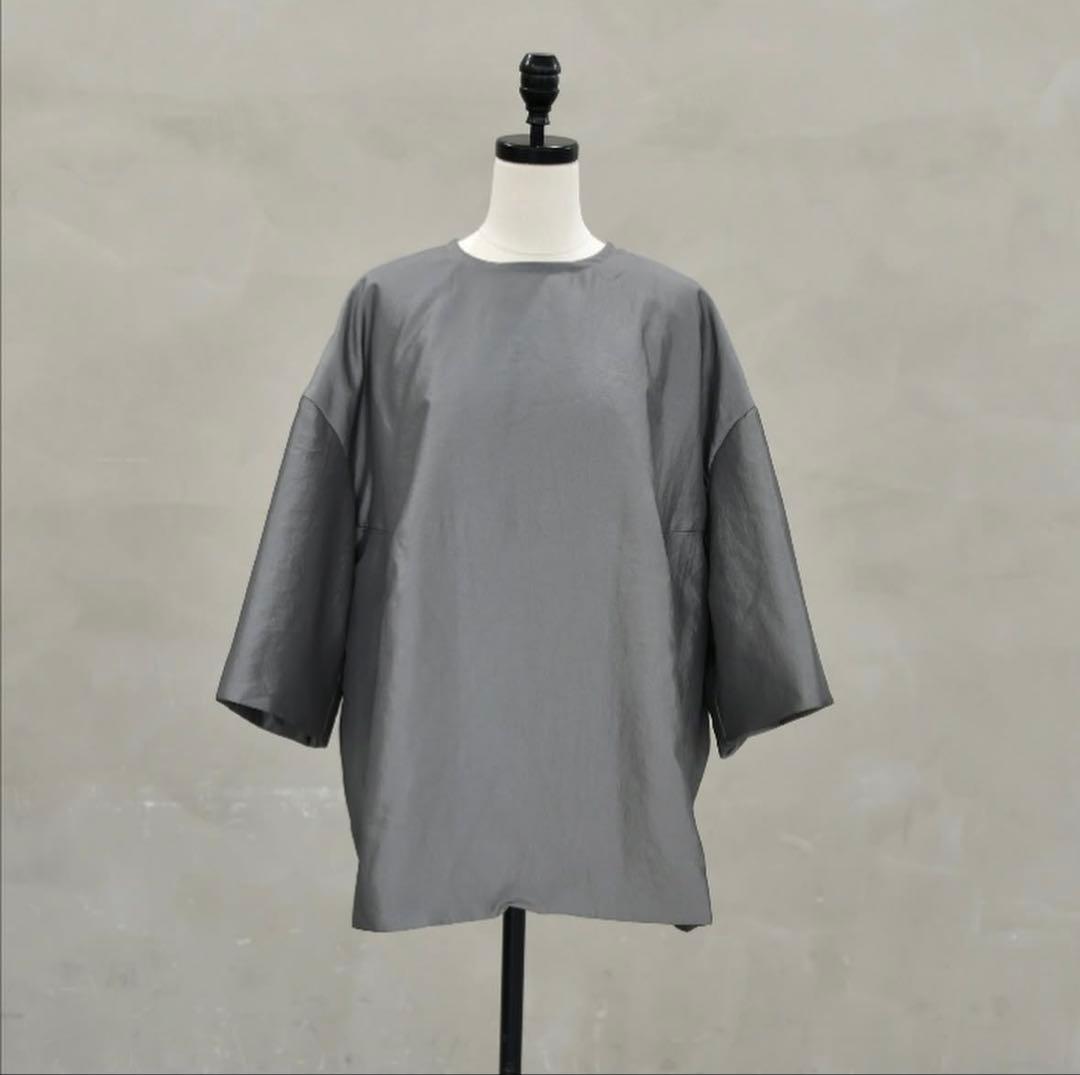 新品 Lig. puffer tops