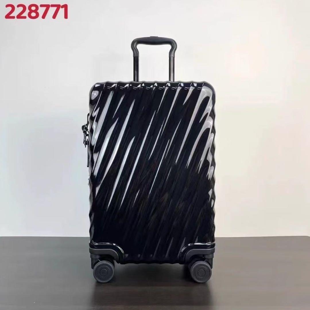 TUMI 228771 19Degree スーツケース　キャリーケース 荷物