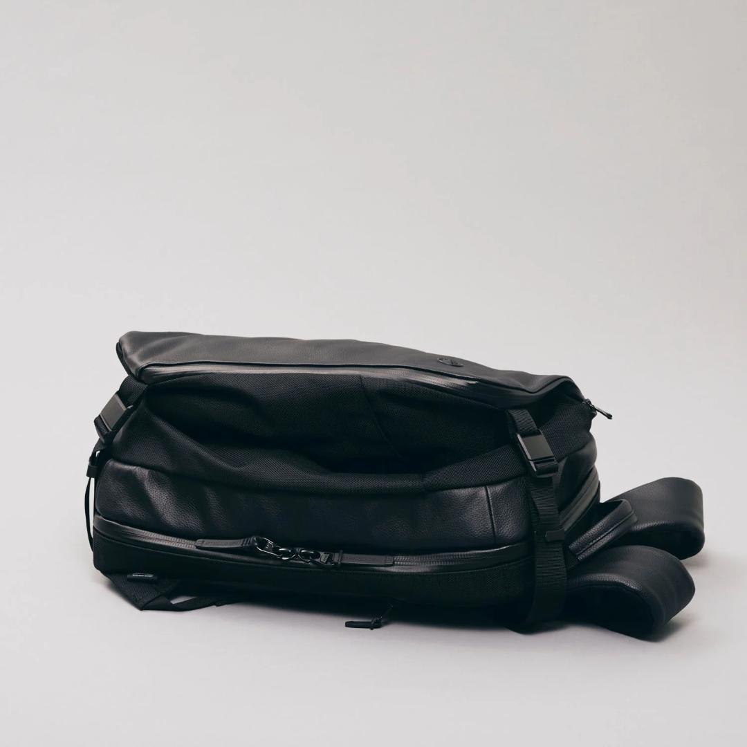 【値下中・美品・送料込】Adjust multi backpack