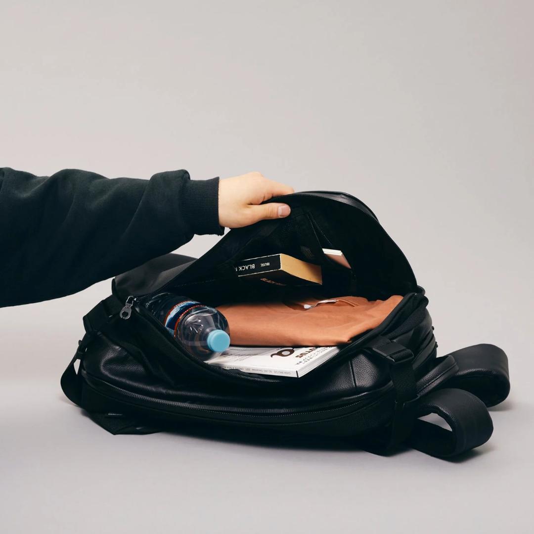 【値下中・美品・送料込】Adjust multi backpack