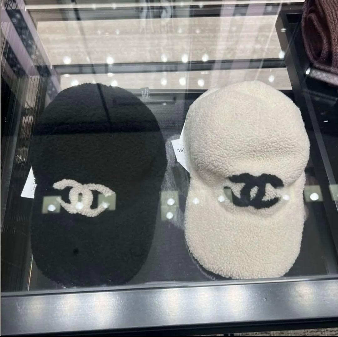 CHANEL ボアキャップ 黒
