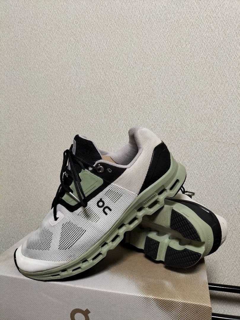 超可爱 onクラウドストラトス ランニング - www.mjrmotors.com.au