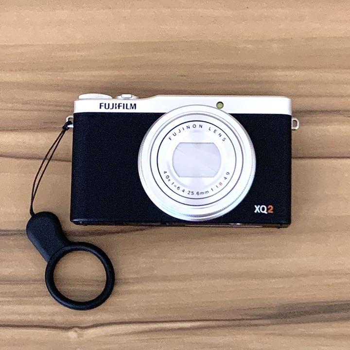 FUJIFILM XQ2 シルバー smcint.com