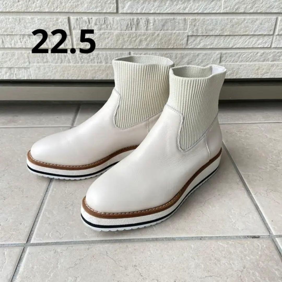 日本最大級 DIANA by artemis オフホワイト ショートブーツ 22.5