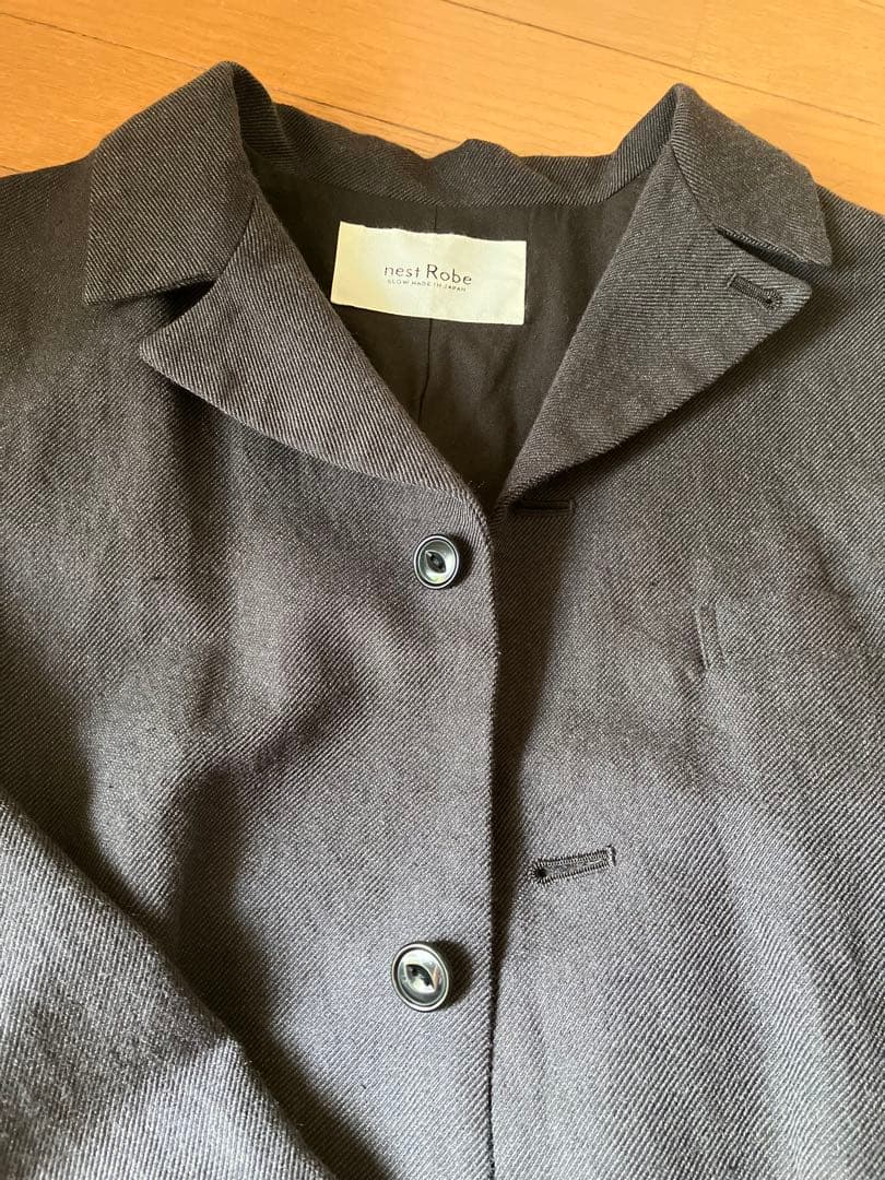 ネストローブ ダークグレー ロングコート ボタン付き 美品 ネストローブ ダークグレー ロングコート ボタン付き 美品