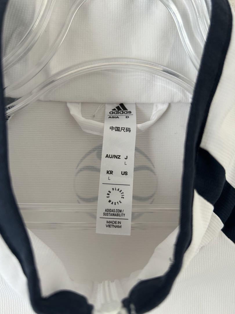 ☆送料無料☆adidas(アディダス)レアルマドリードジャケット☆