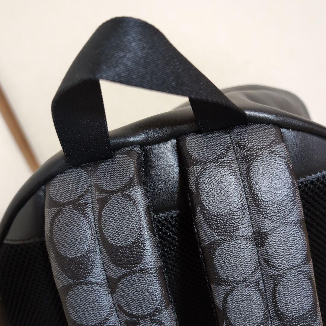 take出品　　コーチ　coach シグネイチャーリュック　黒