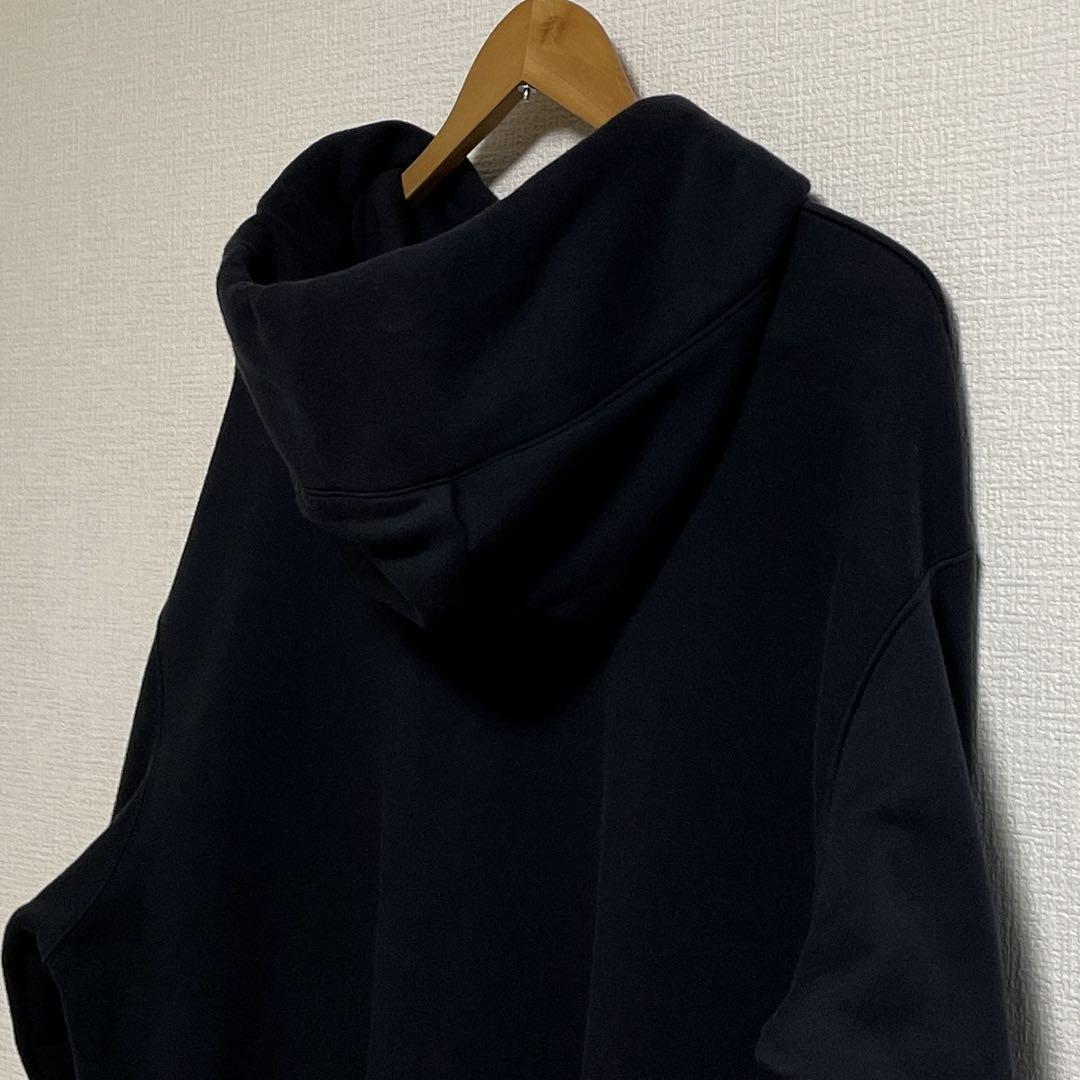 【トラヴィススコットXXL】ナイキ センター刺繍ワンポイント パーカー ブラック