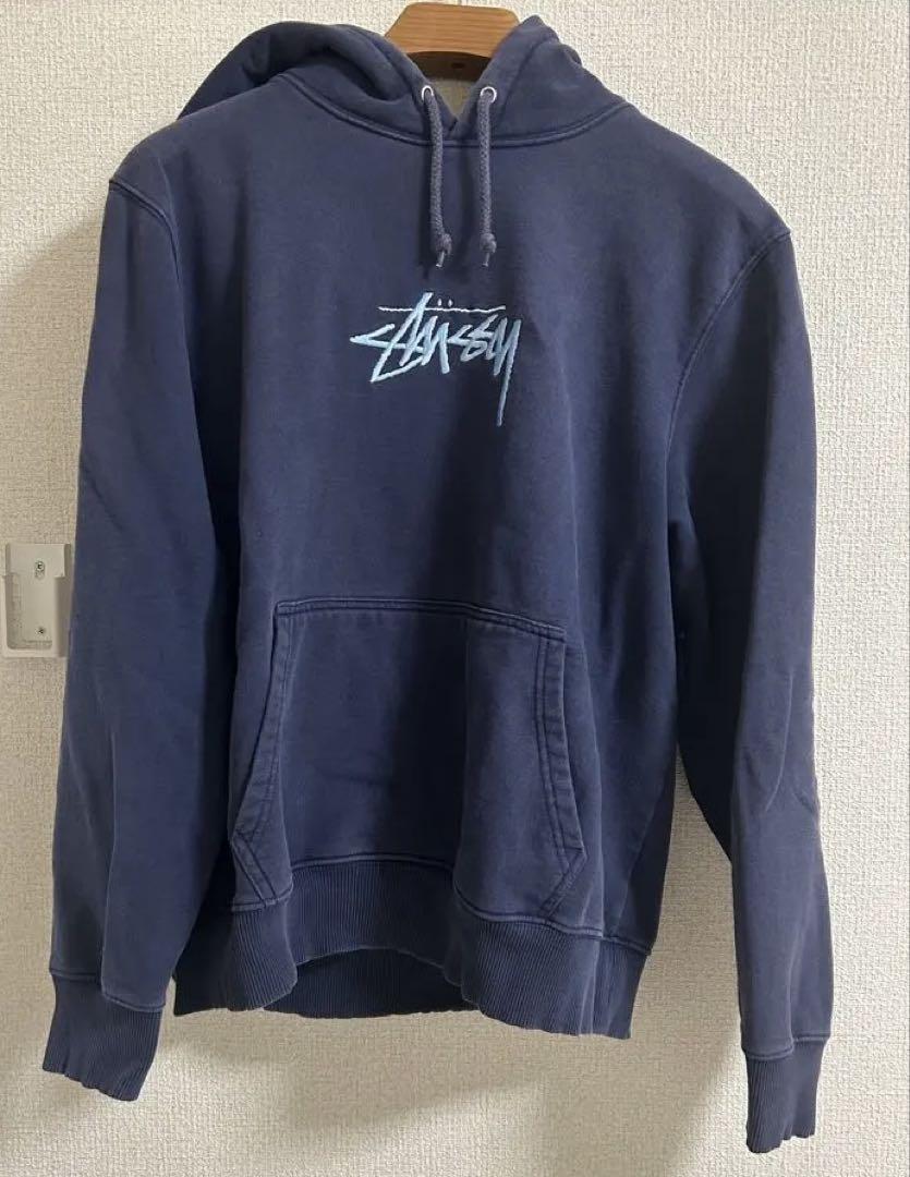 ステューシー　Stussy パーカー フロントロゴ