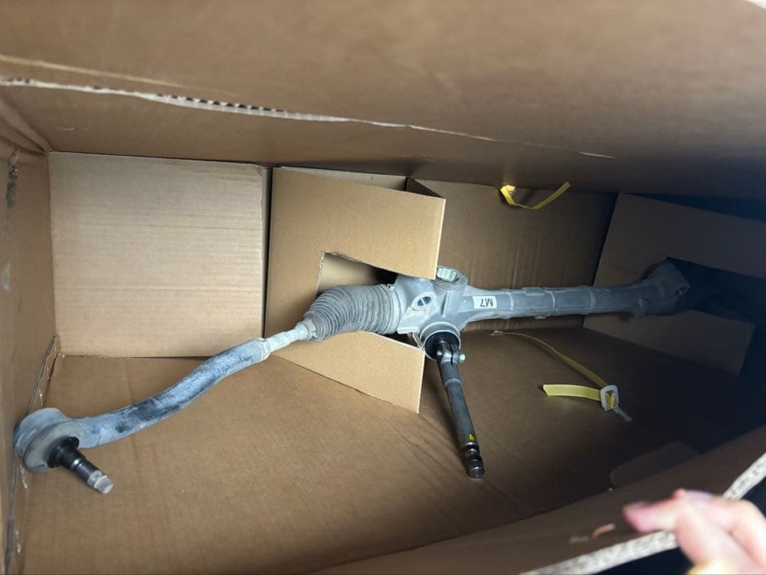 美品・即発送】トヨタ エスティマ ステアリングラック ACR50 ACR55対応