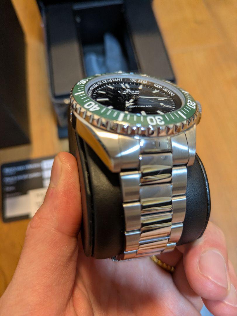 あ*様 【美品】EDOX NEPTUNIAN 黒/緑 国内販売正規品　ネプチュニ
