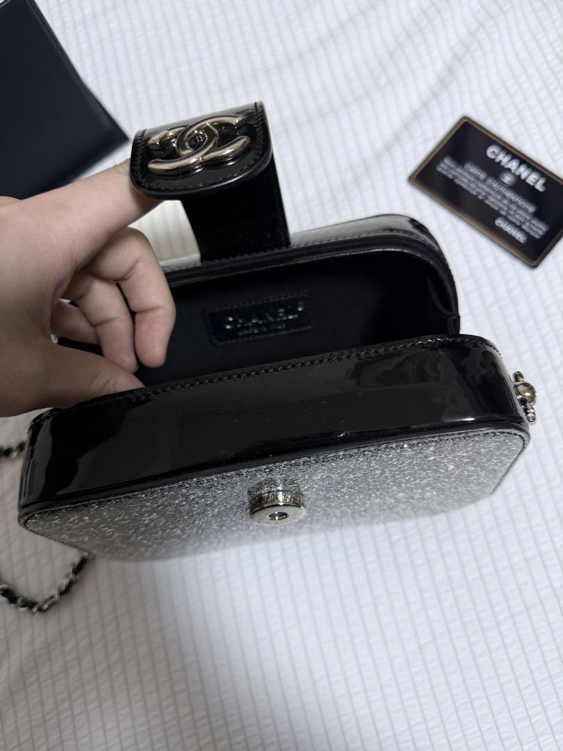 シャネル CHANELメタリックチェーンショルダー 24番台 ショルダーバッグ