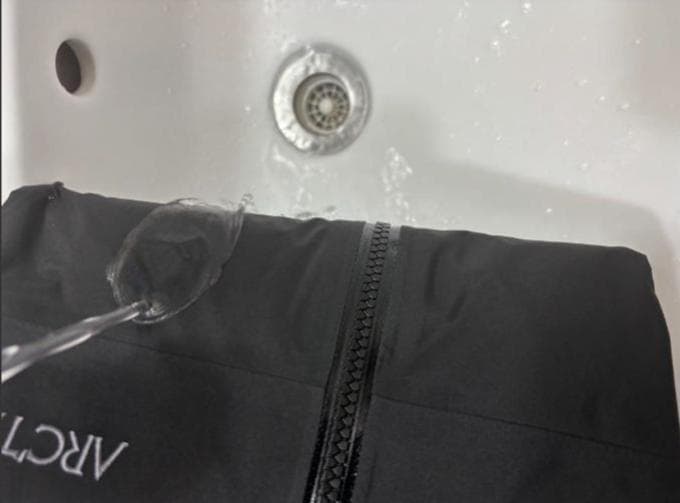 アークテリクス ベータARジャケット ストームフード M 2025年1月購入