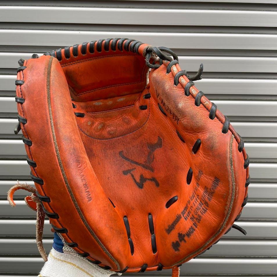 ハタケヤマ　硬式用　野球　キャッチャーミット　M2型　和牛革　右投げ