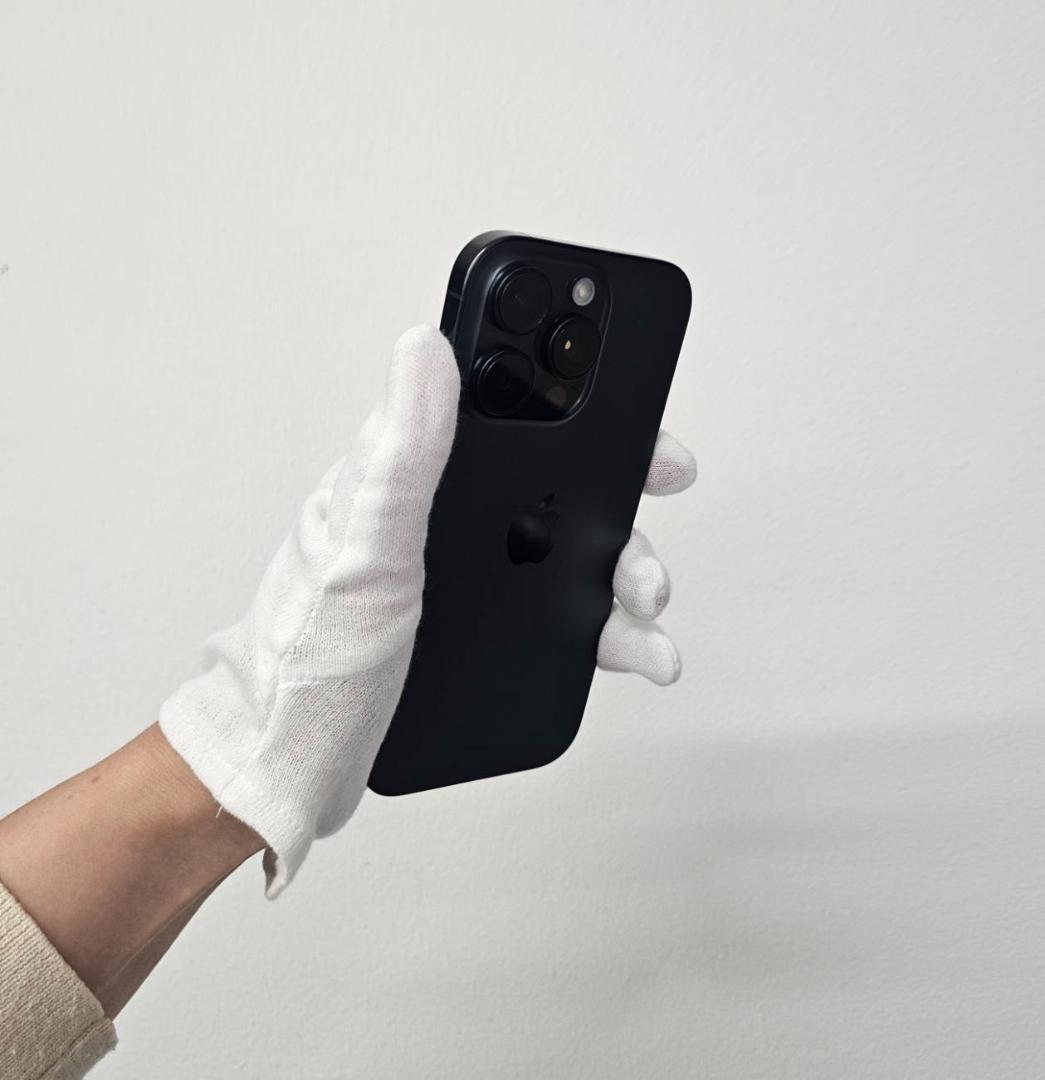 iPhone 16 pro 128GB SIMフリー ブラック【A級】