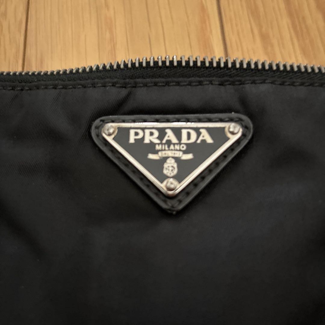 PRADA ミニバッグ