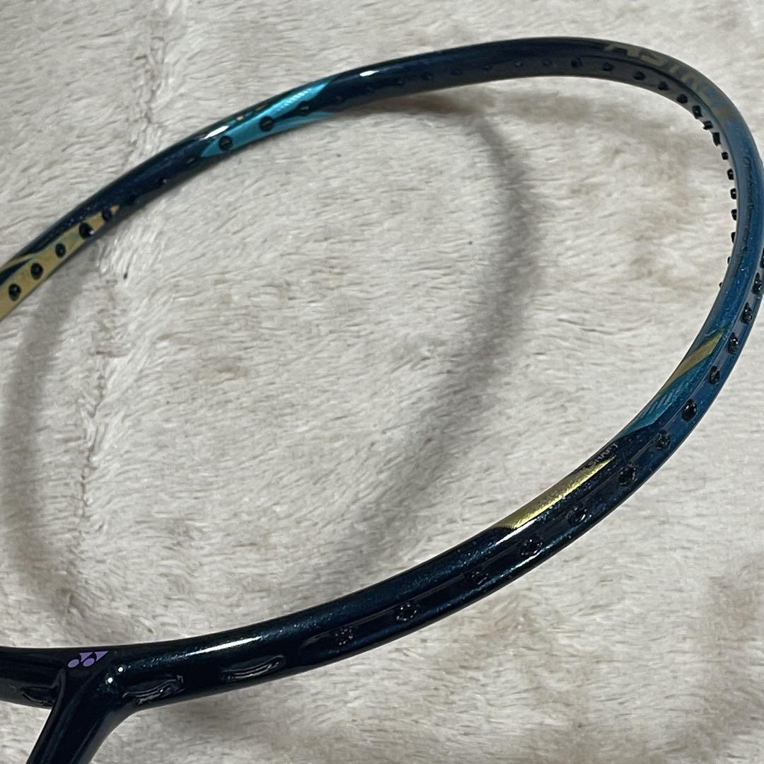 YONEX アストロクス88Sプロ バドミントンラケット 4UG5 美品