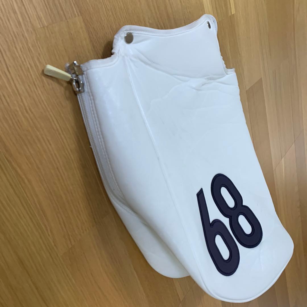 PEARLY GATES ホワイトキャディバッグ