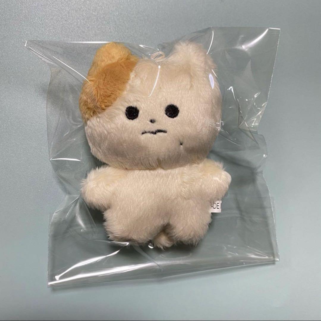 アストロ　Astro 　ユンサナ　10cm ぬいぐるみ　新品　マスター