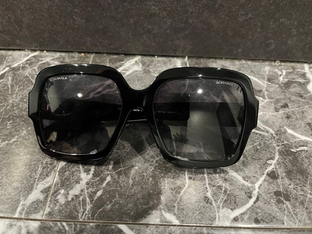 CHANEL シャネル アイウェア カメリア ハート サングラス CHANEL シャネル アイウェア カメリア ハート サングラス