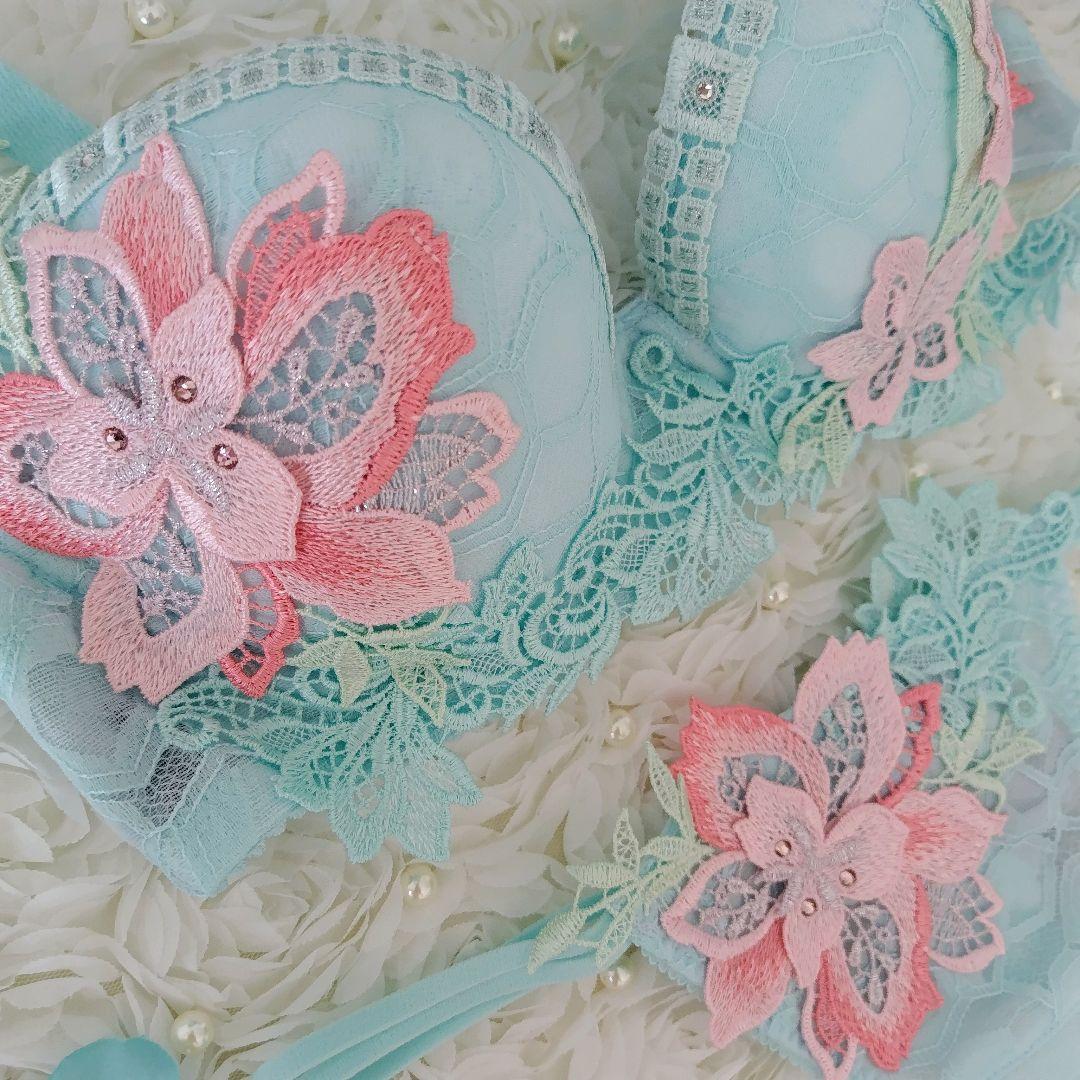 サルート♥44G ケニア D65 ソングM TU 画像2