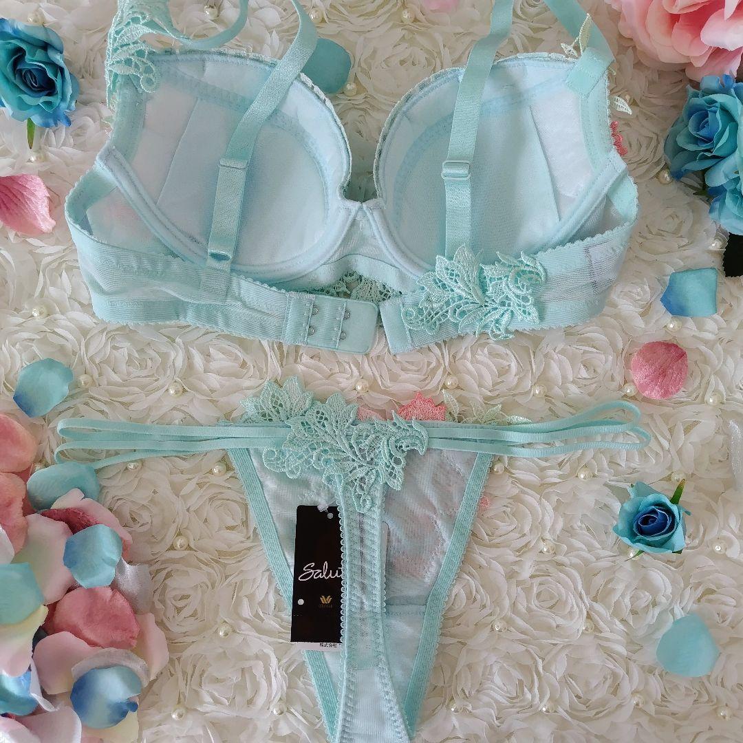 サルート♥44G ケニア D65 ソングM TU 画像4