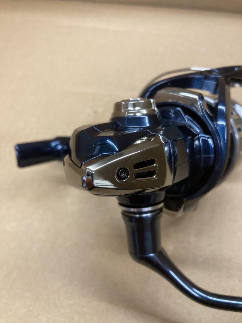 21ツインパワーXD 4000HG 美品