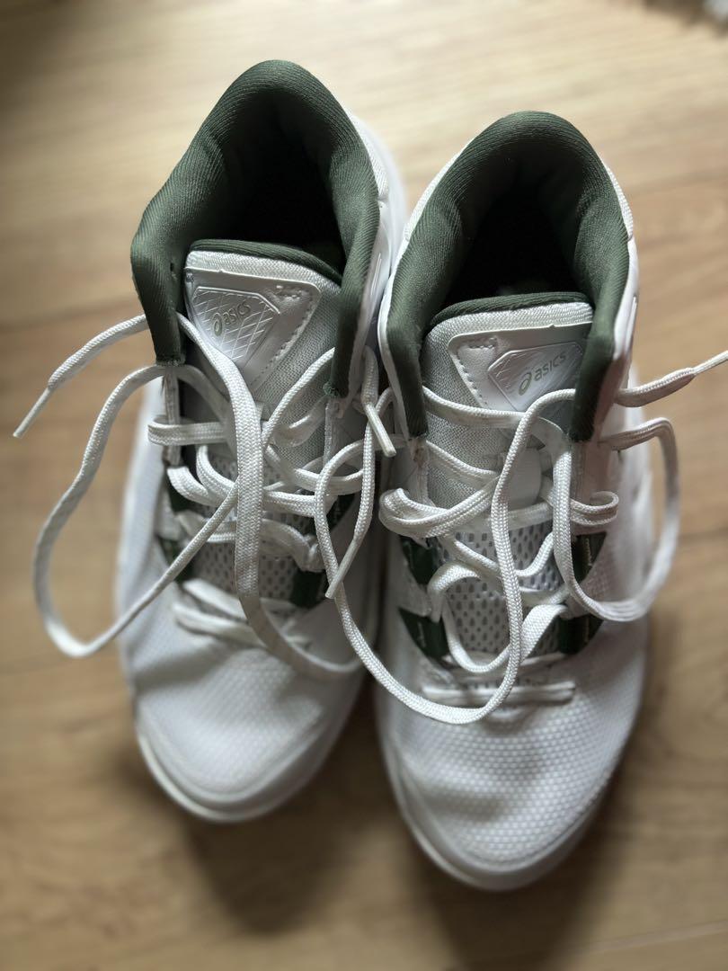 asics バスケットシューズ