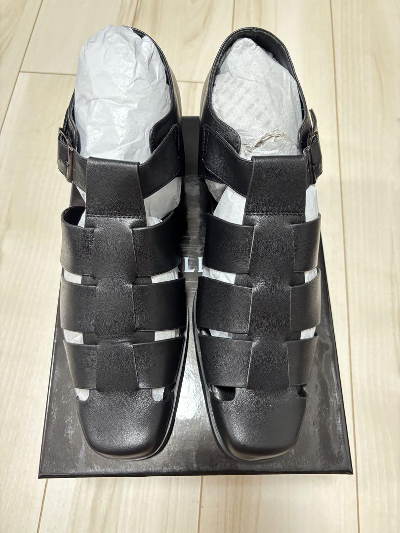 callneブラックレザーサンダル ストラップ付き