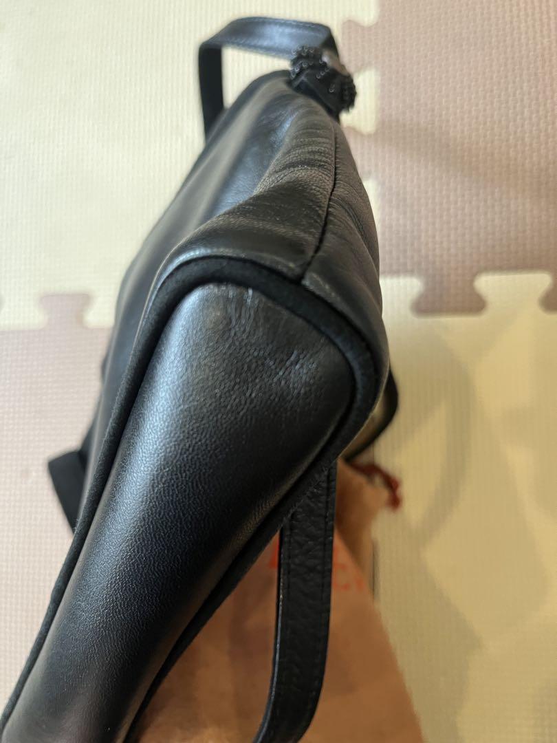 LOEWE 黒レザーショルダーバッグ