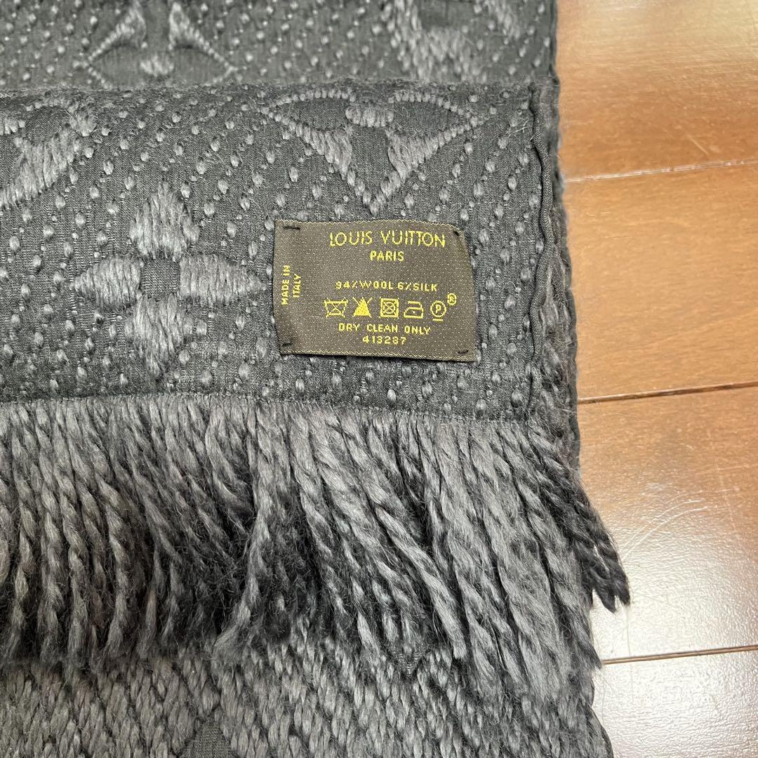 美品 LOUIS VUITTON ロゴマニアグレーマフラー - メルカリ
