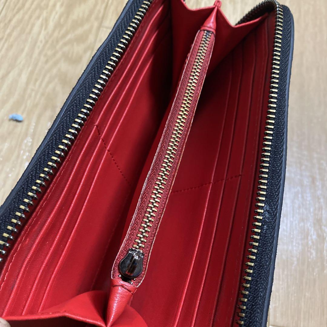 Louboutin 赤黒 長財布