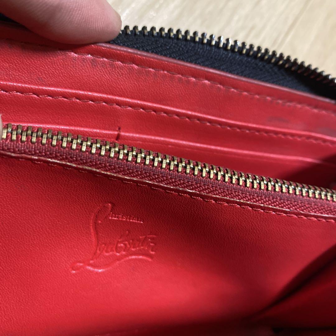 Louboutin 赤黒 長財布
