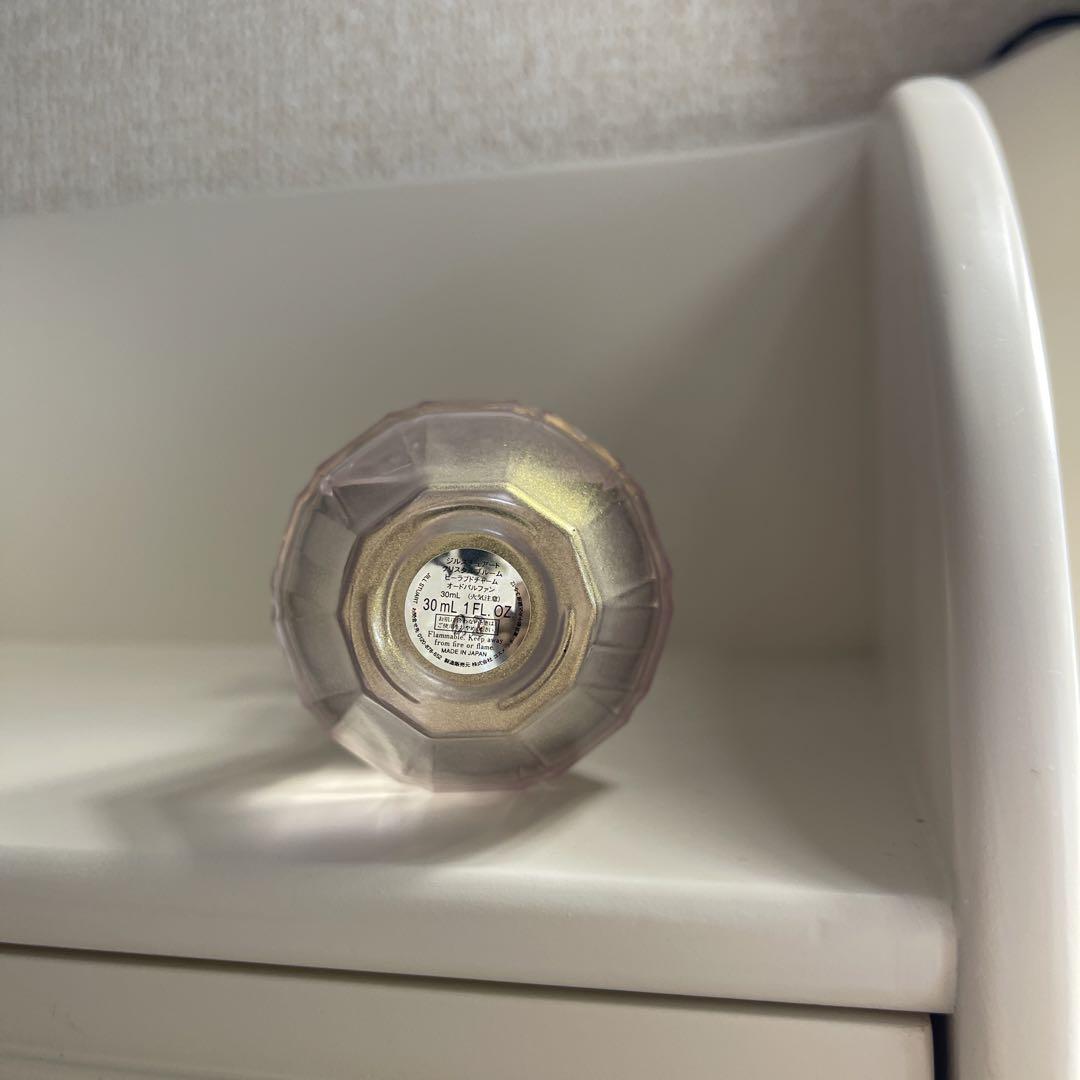 ビーラブドチャーム　香水　30ml オードパルファン　JILLSTUART