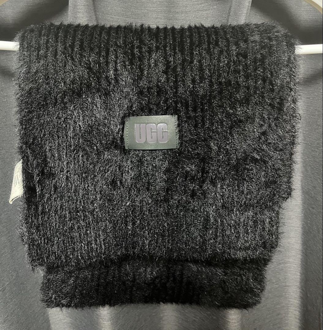 UGG ファーマフラー　ブラック UGG ブラックファーマフラー アグ新品 通販