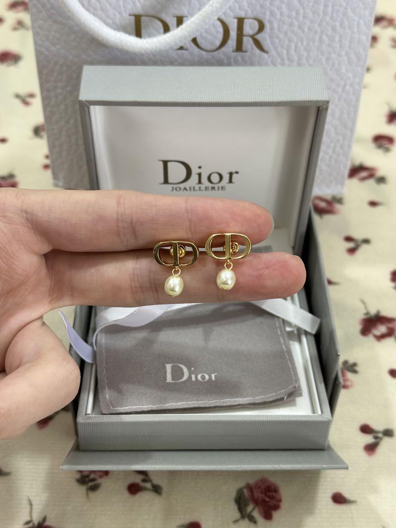 Dior ディオール ピアス ゴールド